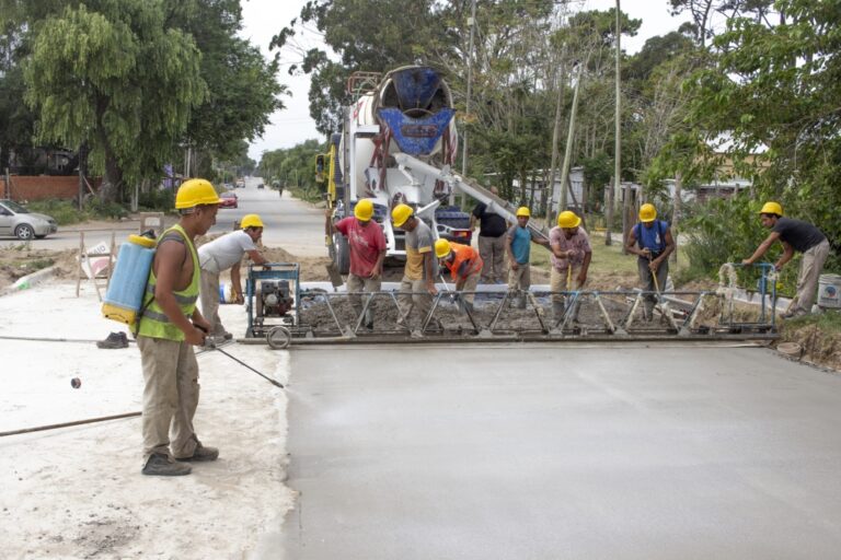 OBRA FINALIZADA: LA CIRCUNVALACIÓN YA TIENE PAVIMENTO EN TODA SU EXTENSIÓN