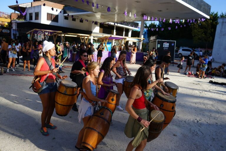 DÍA DE LA MUJER: SE LLEVÓ A CABO UNA NUEVA EDICIÓN DEL 8M EN VILLA GESELL