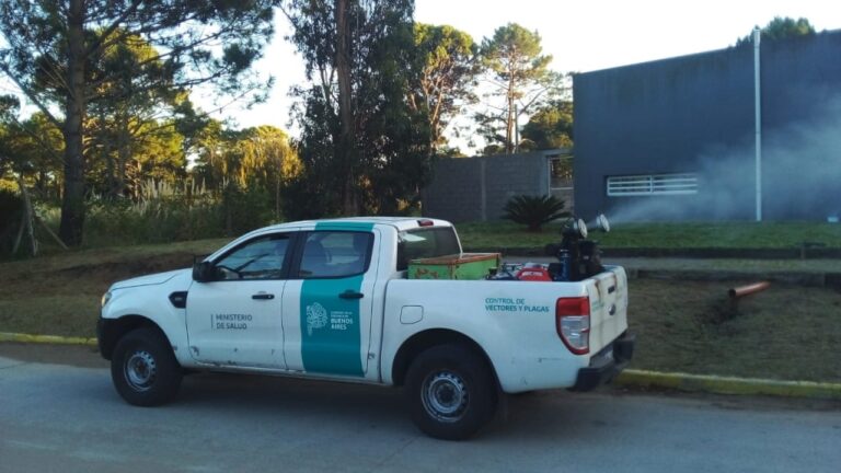 FUMIGACIONES CONTRA EL DENGUE EN LAS CALLES DE TODO EL PARTIDO