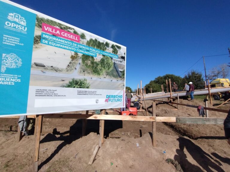 SIGUEN LAS OBRAS EN VILLA GESELL: COMENZÓ LA OBRA DE LA NUEVA PLAZA INTEGRAL