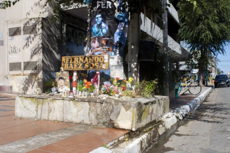 OBRAS SANITARIAS: REPARACIONES EN EL ALTAR EN MEMORIA DE FERNANDO BÁEZ SOSA