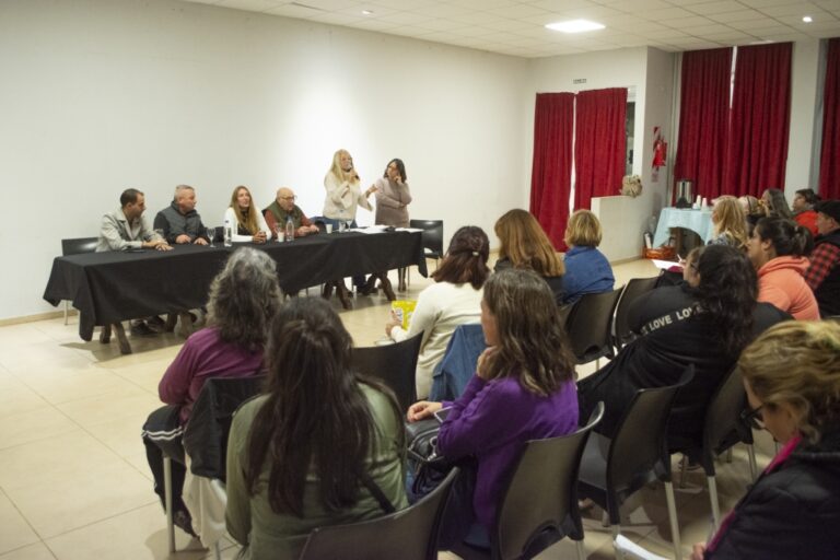 60 INSTITUCIONES PRESENTES EN LA SEGUNDA REUNIÓN POR EL 25