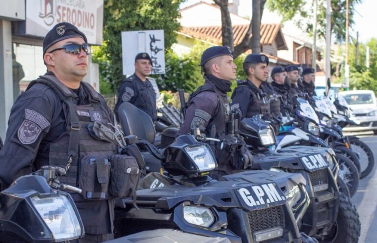 VILLA GESELL RECIBIÓ REFUERZOS POLICIALES DE MAR DEL PLATA