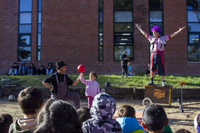 Niños y niñas disfrutaron del cierre de vacaciones divertidas