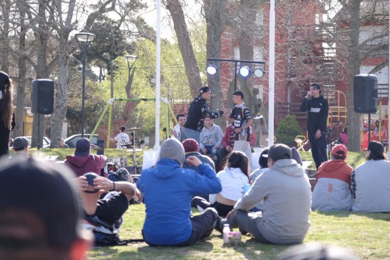 MÁS DE 150 PERSONAS VIBRARON AL RITMO DEL HIP-HOP