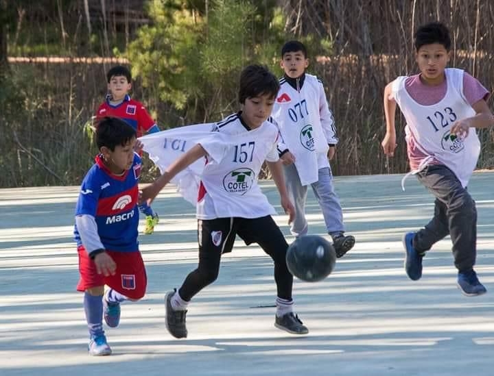 ABIERTA LA INSCRIPCIÓN PARA EL TORNEO DE FÚTBOL MIXTO JUVENIL INTERBARRIAL