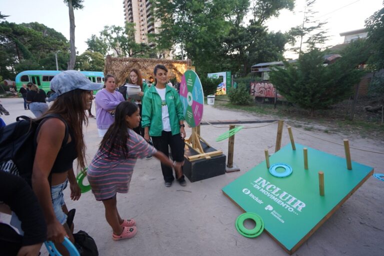 RESIDENTES Y VISITANTES DISFRUTARON DE “INCLUIR EN MOVIMIENTO”